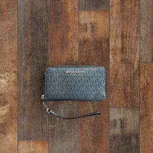 Michael Kors Navy Blue Wristlet Wallet